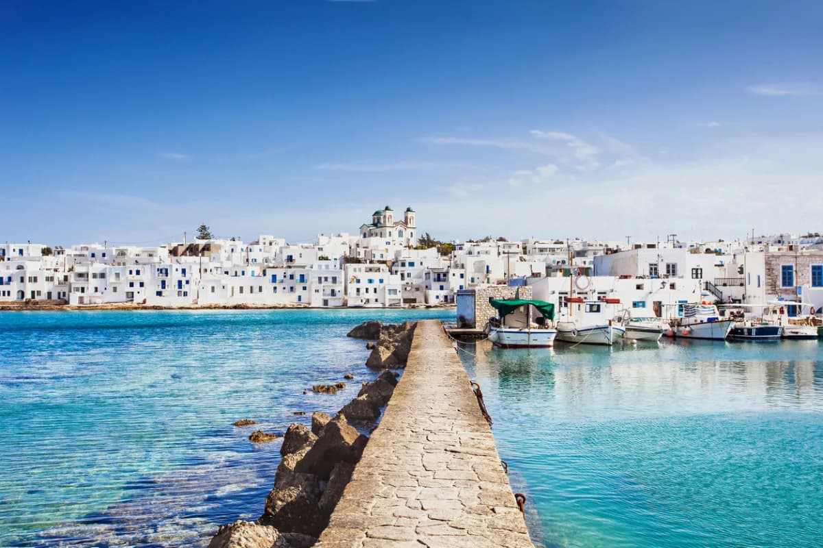 Paros — Naoussa