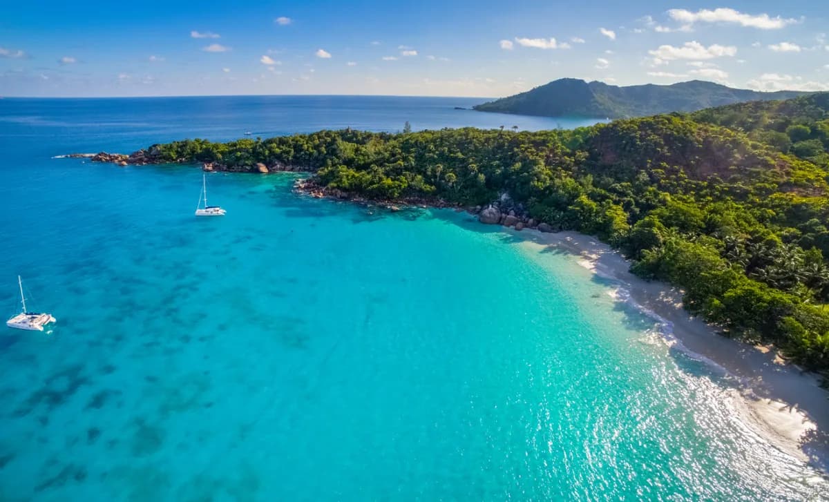 Anse Lazio, Praslin